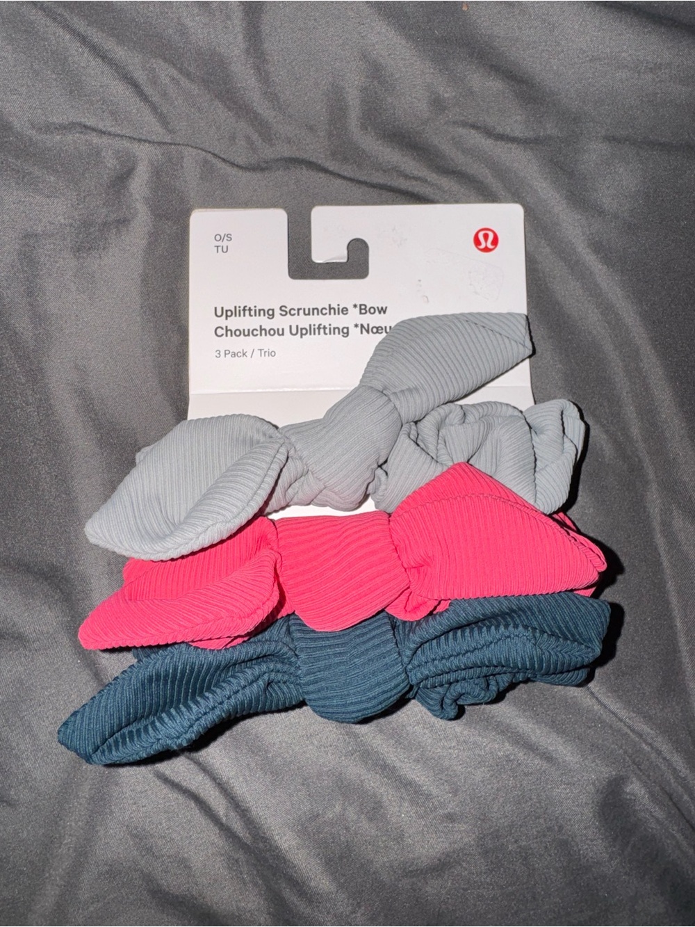 lululemon athletica Uplifting Scrunchie Bow 3-Pack in Light Gray, Hot Pink, Teal
